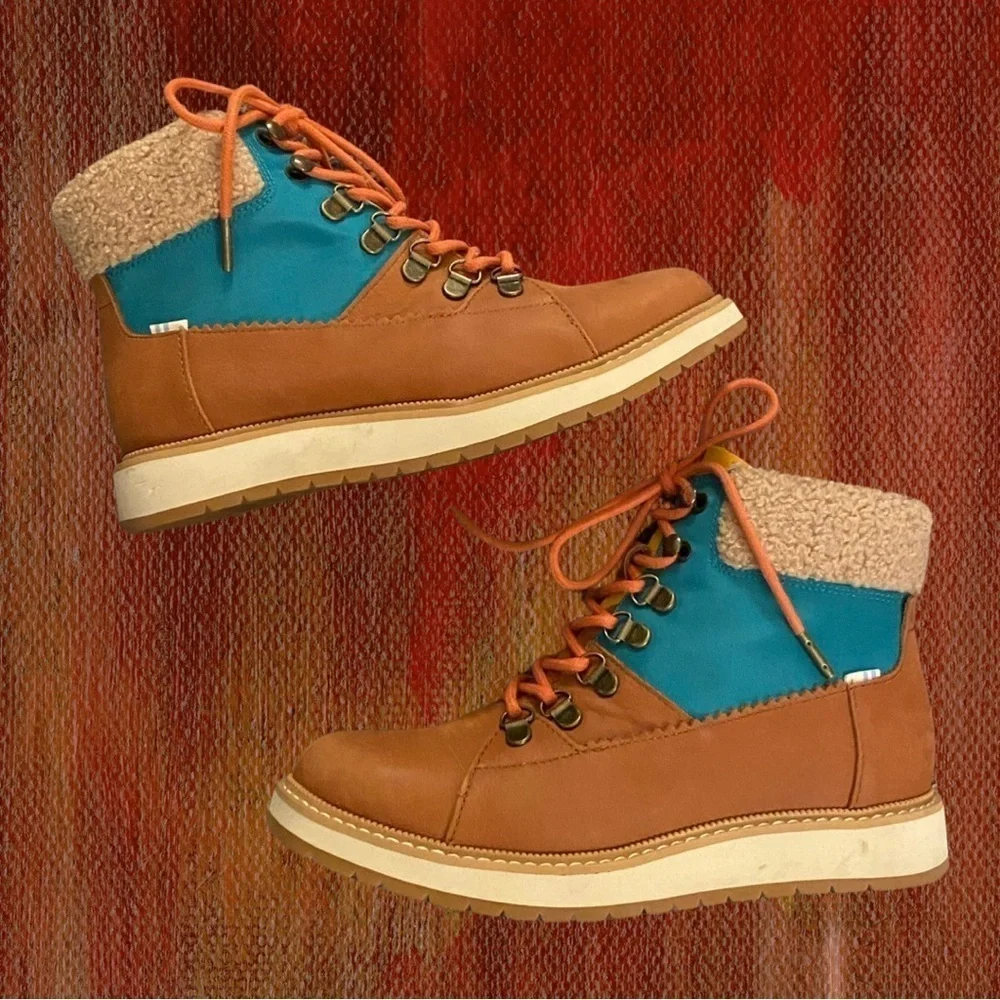 TOMS Women’s Mesa Hiking Boots